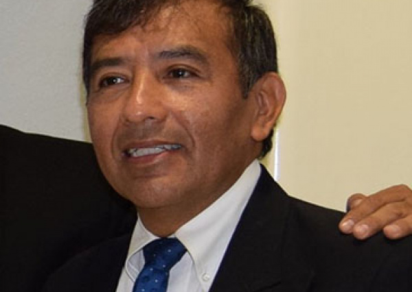 Comunidad cient&iacute;fica homenajear&aacute; a profesor UG con simposio conmemorativo