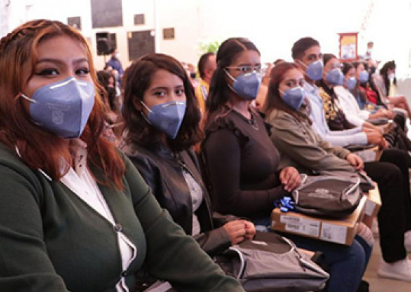 Dan bienvenida a la primera generaci&oacute;n del Programa de Equidad Urbana