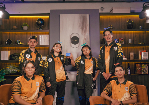 Equipo de la ENMS Le&oacute;n se presenta como “emprendedor” en programa de TV4