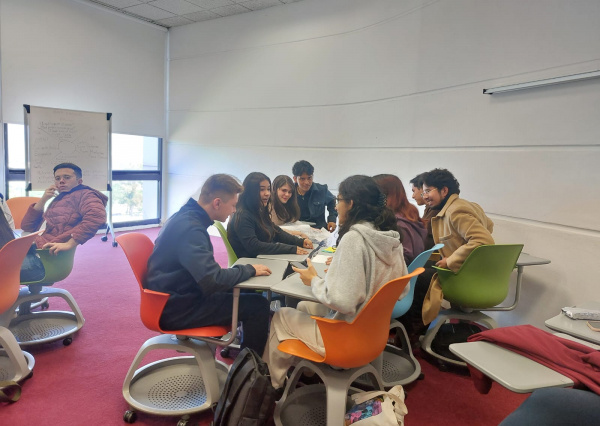 Estudiantes de la ENMS Centro Hist&oacute;rico Le&oacute;n destacan en el 1er Foro de Ciencia, Tecnolog&iacute;a e Innovaci&oacute;n Guanajuato