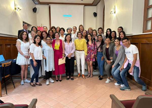 UG, escenario de conversatorio en torno a los efectos sociales de las sanciones a deudores alimentarios