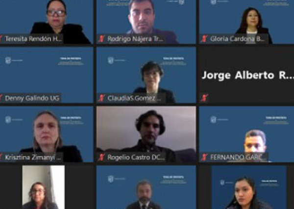 Toman protesta a quienes encabezar&aacute;n 5 divisiones del Campus Guanajuato 