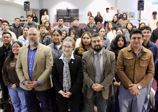 Estudiantes de Gesti&oacute;n Empresarial lideran “Em-pr&eacute;ndete”, espacio para la innovaci&oacute;n y el emprendimiento&nbsp;