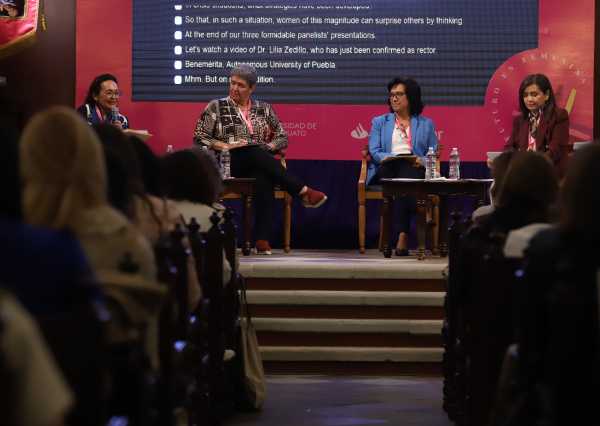 En la construcci&oacute;n de liderazgos femeninos, Rectoras conversan sobre la construcci&oacute;n de nuevas posibilidades de gobernanza