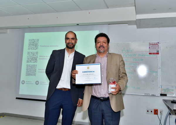 Promueven la participaci&oacute;n pol&iacute;tica en j&oacute;venes de la UG