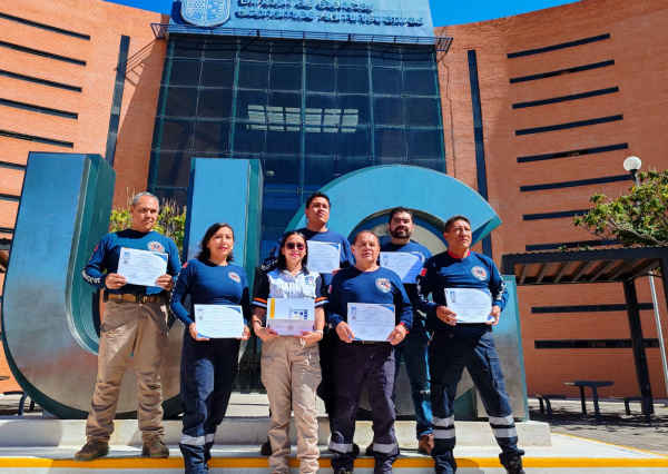 Personal UG se grad&uacute;a en el &aacute;rea de Emergencias M&eacute;dicas