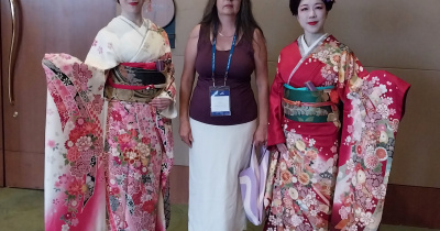 Profesora UG presenta un proyecto de nanotecnolog&iacute;a en el 10&ordm; Congreso Mundial de Materiales Avanzados en Jap&oacute;n