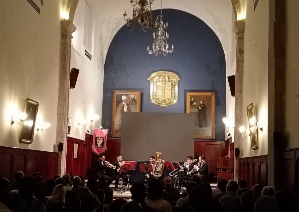 Vientos y cuerdas gu&iacute;an los conciertos de solistas de la OSUG