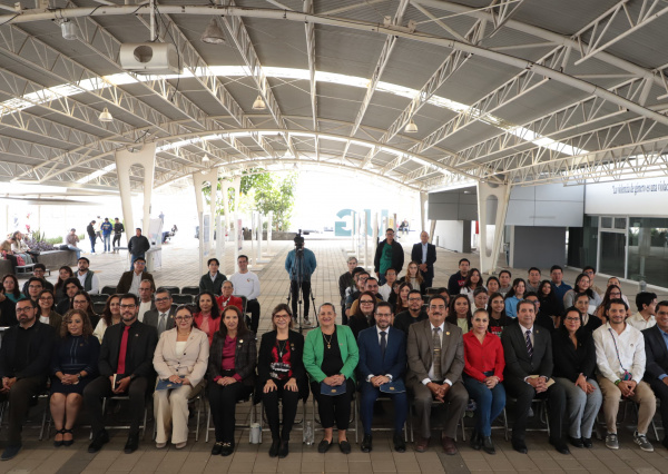  En la UG se trabaja todos los d&iacute;as para cumplir los objetivos planteados por la ONU: Rectora General