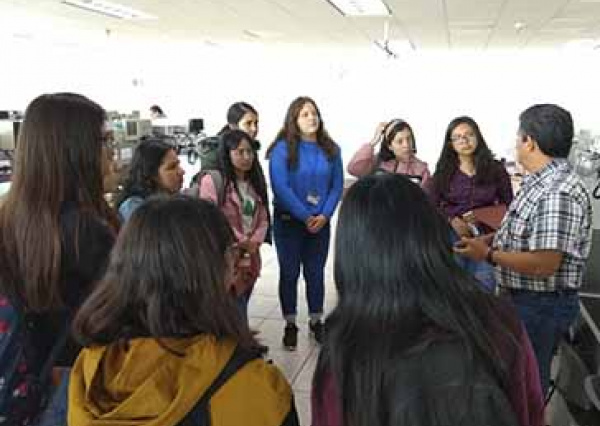 UG atrae vocaci&oacute;n femenina a las ingenier&iacute;as