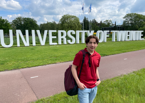 Alumno UG hizo investigaci&oacute;n en ciencias &oacute;pticas en los Pa&iacute;ses Bajos