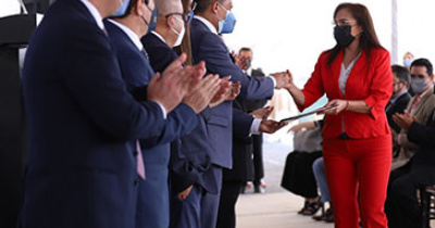 Entregan reconocimientos a especialistas en educaci&oacute;n digital 