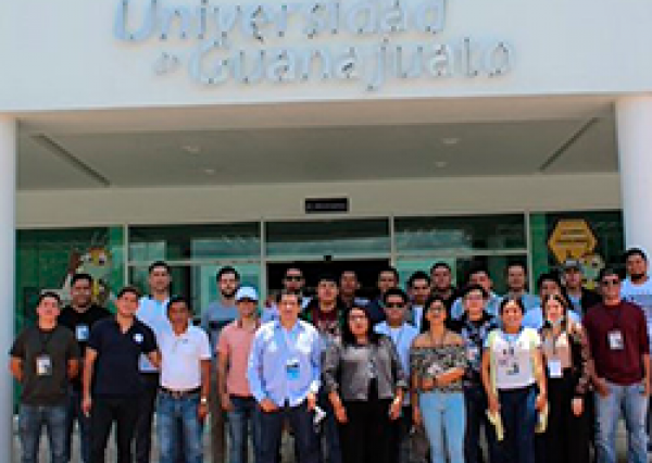 Certifican a estudiantes de DICIS en sistemas el&eacute;ctricos modernos y para el sector industrial 