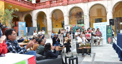 Con la premisa de reivindicar el sentir, se lleva a cabo la presentaci&oacute;n de la revista 7 &deg; &iexcl;Favor de interrumpir!