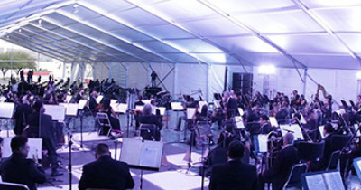 Homenajean al personal de salud en el inicio de las conmemoraciones a 200 a&ntilde;os de la Independencia