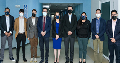 Se re&uacute;nen representantes de la UG y UdeG en la Unidad Especializada en Rehabilitaci&oacute;n F&iacute;sica del Campus Le&oacute;n