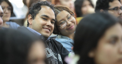 Inauguran Semana de Innovaci&oacute;n, Emprendimiento e Investigaci&oacute;n en la DCNE de la UG