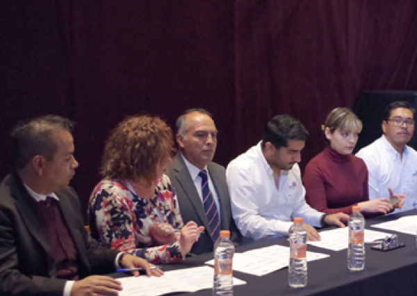 UG impulsa el desarrollo integral de los alumnos del Centro de Atenci&oacute;n M&uacute;ltiple “Manuel L&oacute;pez D&aacute;vila”