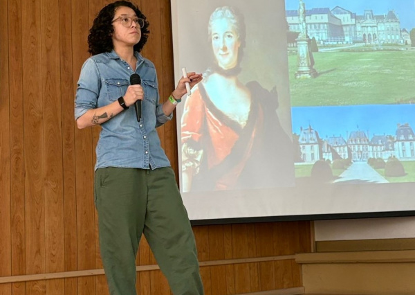 &iquest;Qui&eacute;n hace la ciencia? Comunidad de la UG reflexiona junto a la divulgadora Fernanda Torres