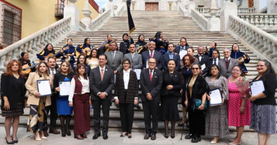 Celebran 30 a&ntilde;os de egreso generaci&oacute;n 1990-1994 de la Licenciatura en Derecho UG