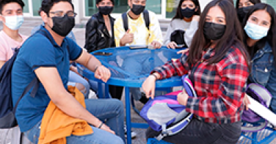 Benefician con becas, apoyos y est&iacute;mulos a 20 mil 693 estudiantes