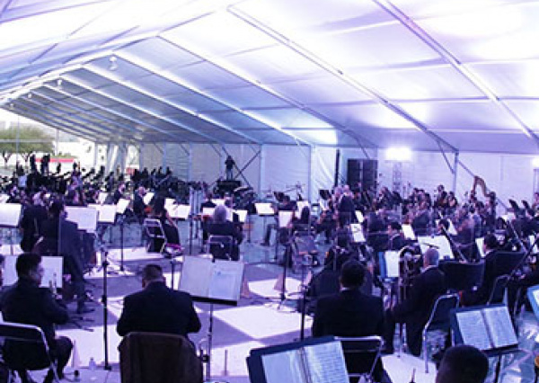 Homenajean al personal de salud en el inicio de las conmemoraciones a 200 a&ntilde;os de la Independencia