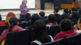 Dialogan estudiantes del nivel medio superior con investigadora en matem&aacute;ticas 