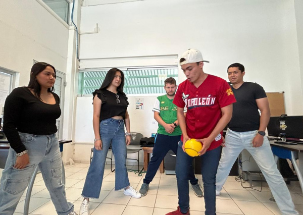 Campus Le&oacute;n UG fomenta un entorno saludable con el proyecto “Colmena Activa”