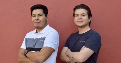 Estudiantes UG ganan dos premios en el Congreso Nacional de Energ&iacute;as Renovables 2025 de la UNAM