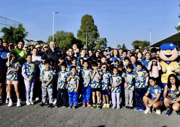 Yuriria corre unida: &eacute;xito total en la primera Carrera Atl&eacute;tica DEM