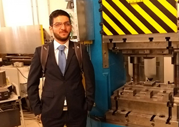 Alumno UG obtiene Premio Internacional con art&iacute;culo de manufactura avanzada