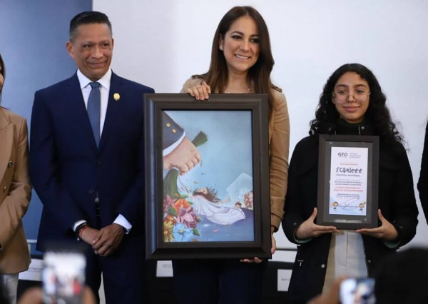 Scarlett Mart&iacute;nez: El arte me da una voz tan fuerte que me empodera