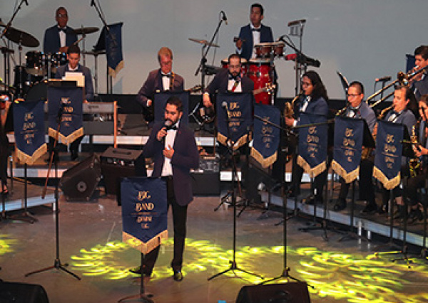 Noche de gala con la Big Band de la UG en homenaje a un soberano: Jos&eacute; Jos&eacute;