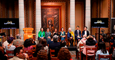 Entregan Presea Cervantina a la pintora Carmen Parra 