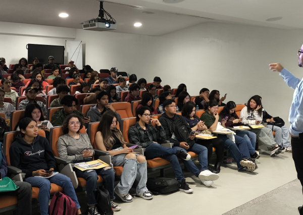 Aceptan a 1,225 aspirantes al Campus Irapuato – Salamanca UG