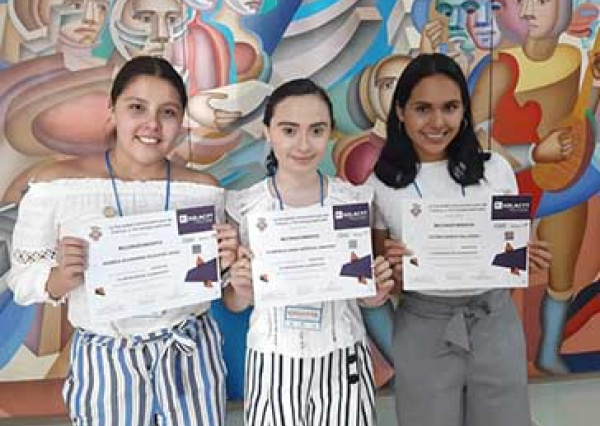 Estudiantes de la ENMS Guanajuato publican art&iacute;culo sobre el coronavirus como agravante de la violencia familiar 