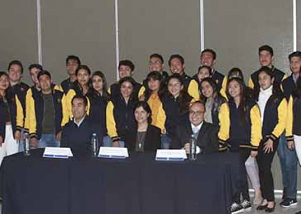 Estudiantes UG impulsan desarrollo de la industria 4.0 