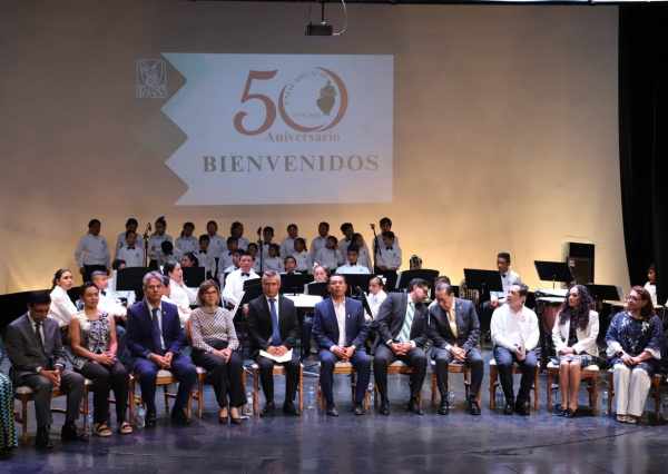 Salud y educaci&oacute;n: pilares estrat&eacute;gicos para la formaci&oacute;n m&eacute;dica en Guanajuato