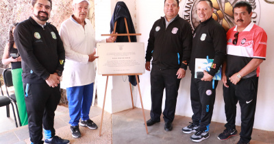 Develan placa en honor a Oscar Urquiza Aguilar por su contribuci&oacute;n al deporte en Guanajuato