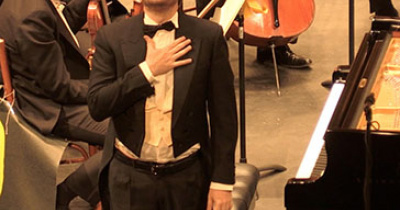 OSUG y pianista Roberto Prosseda deslumbran con concierto de Schumann