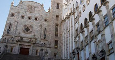 Puntualizan mecanismos para aplicaci&oacute;n de ex&aacute;menes de admisi&oacute;n al Nivel Medio de la UG 