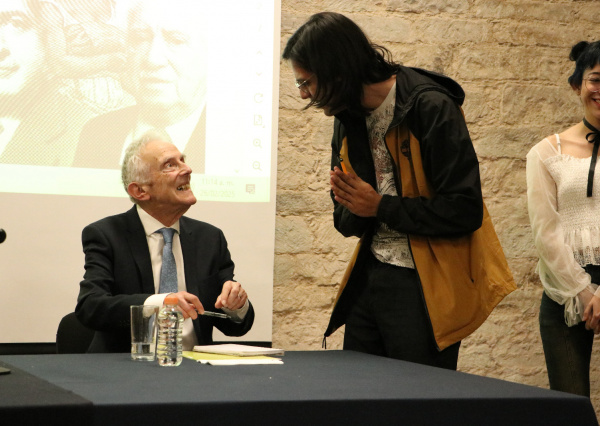 UG recibe a Peter Burke y Luc&iacute;a G. Pallares-Burke, referentes internacionales en los estudios sociales