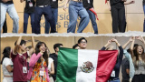 Estudiantes de las ENMS Guanajuato y Celaya participan en competencia de debate en Chile