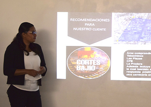 Emprendedores reciben asesor&iacute;a de estudiantes de Agronegocios