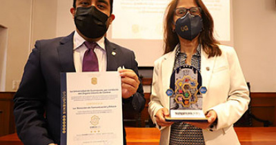 Direcci&oacute;n de Comunicaci&oacute;n y Enlace recibe de la Contralor&iacute;a General certificaci&oacute;n del Proceso de Transferencia del Modelo SINBUG-UG