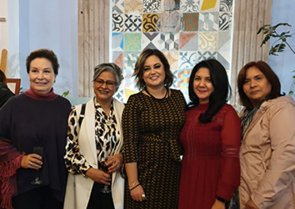 Egresada de la UG lleva el Arte y la Cultura a San Francisco del Rinc&oacute;n  