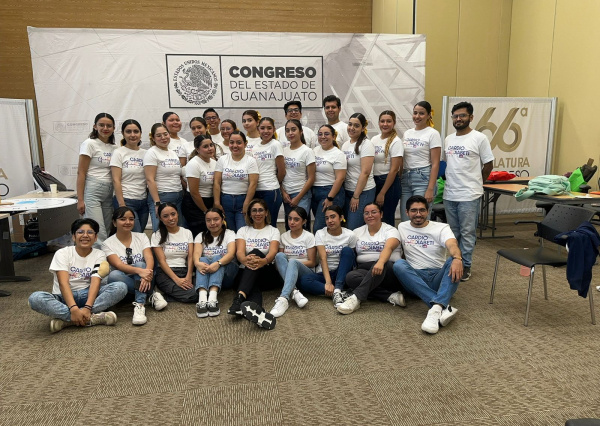 CardioDiabeti Feria: un compromiso con h&aacute;bitos y conductas saludables; iniciativa de la comunidad UG