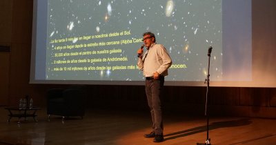 Miguel Alcubierre comparte modelos cient&iacute;ficos con comunidad UG