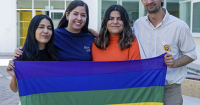 Comparten con estudiantes el alcance y respeto hacia las personas intersexuales
