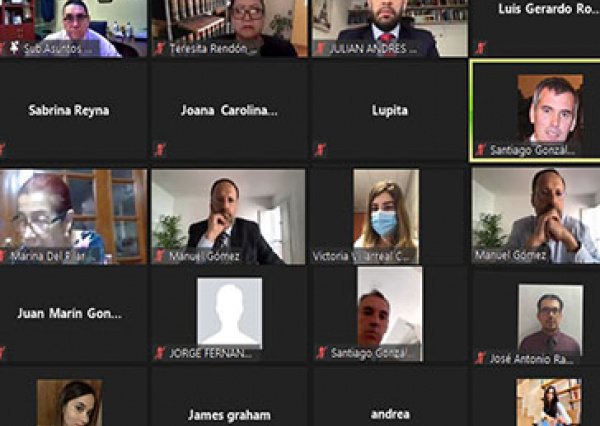 Imparte Rectora del Campus Guanajuato conferencia sobre el Derecho Administrativo en la sociedad del riesgo 